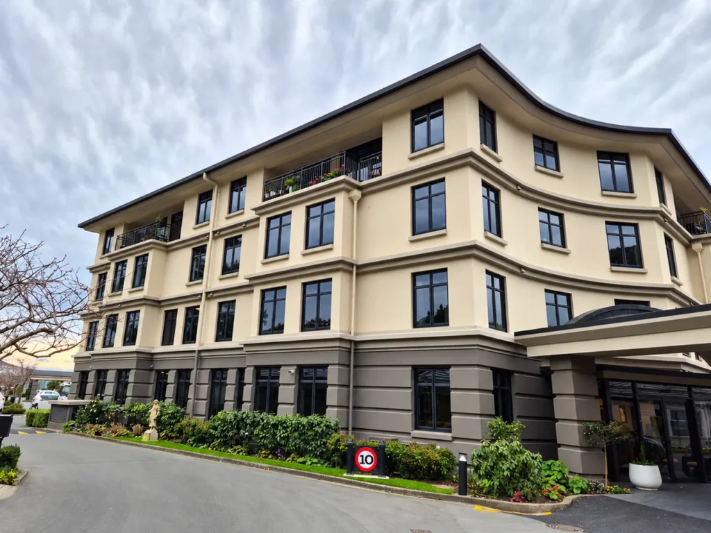 Commercial aluminium joinery rejuvenation as an alternative to replacement